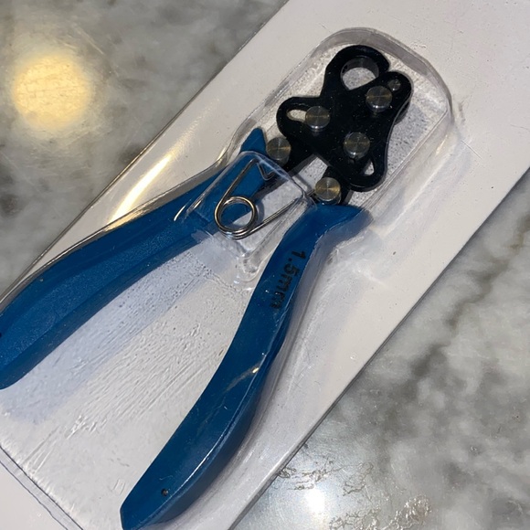 1-Step Looper - Jewelry Making Tool - Picture 2 of 3